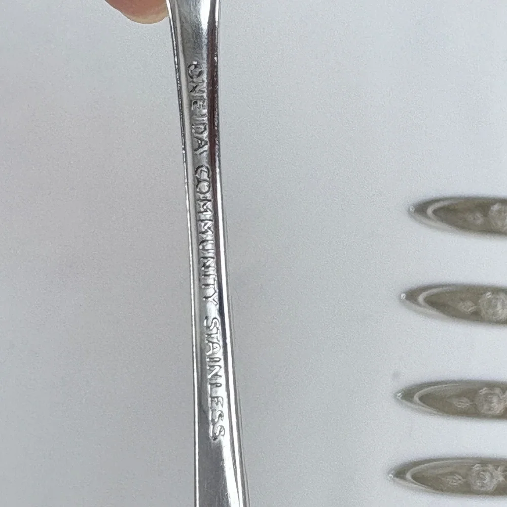 Oneida Community Stainless My Rose Shrimp Seafood Cocktail Forks Set of 4 MCM